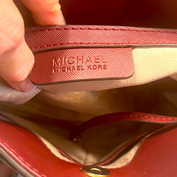 Michael Kors Saffron Leather Hamilton EUC - Picture 6 of 7